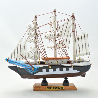 Maquette bateau en bois type "3 Mâts Barque" (2)